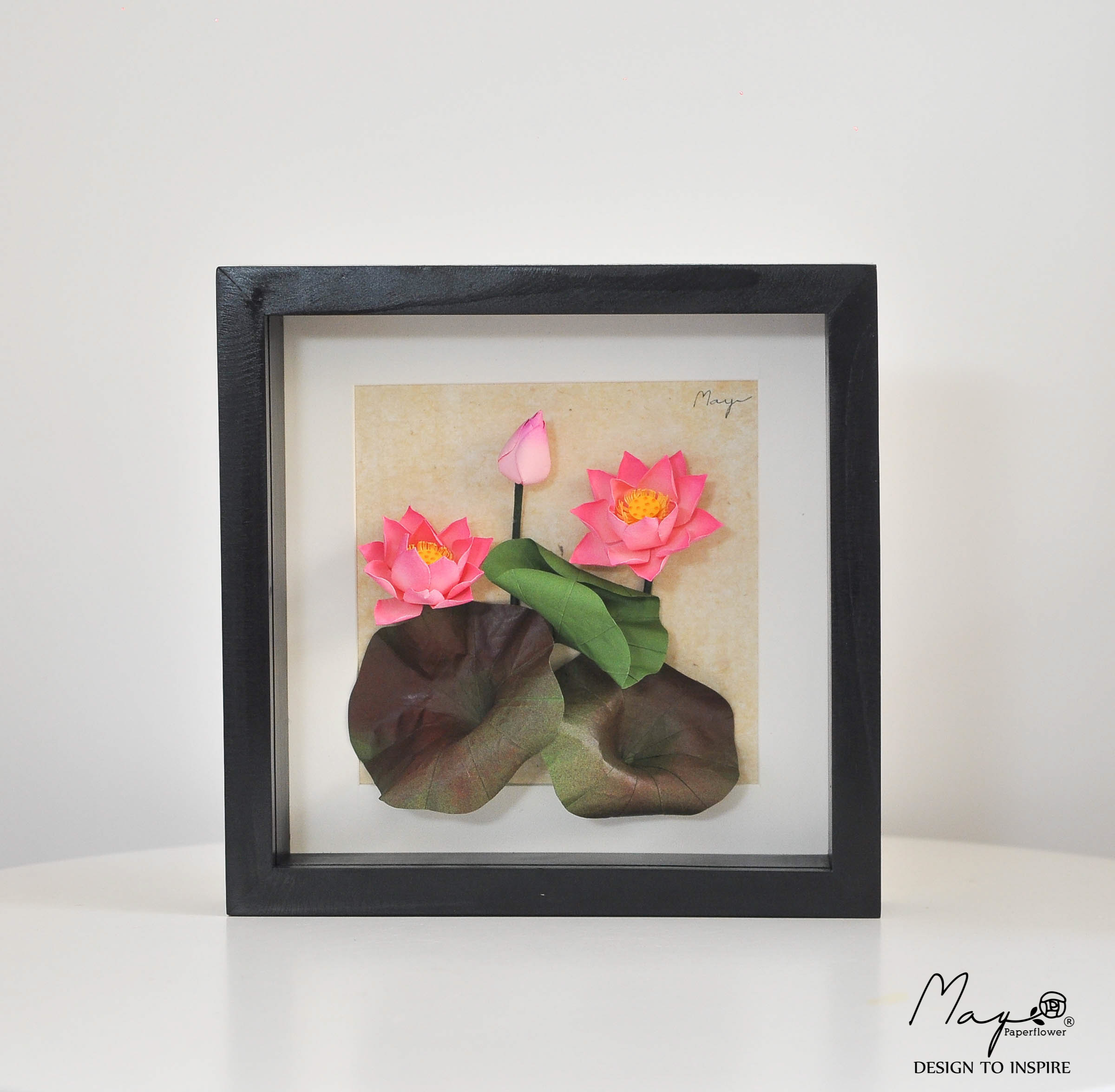 Tranh sen kết hợp giấy Dó size 25x25cm